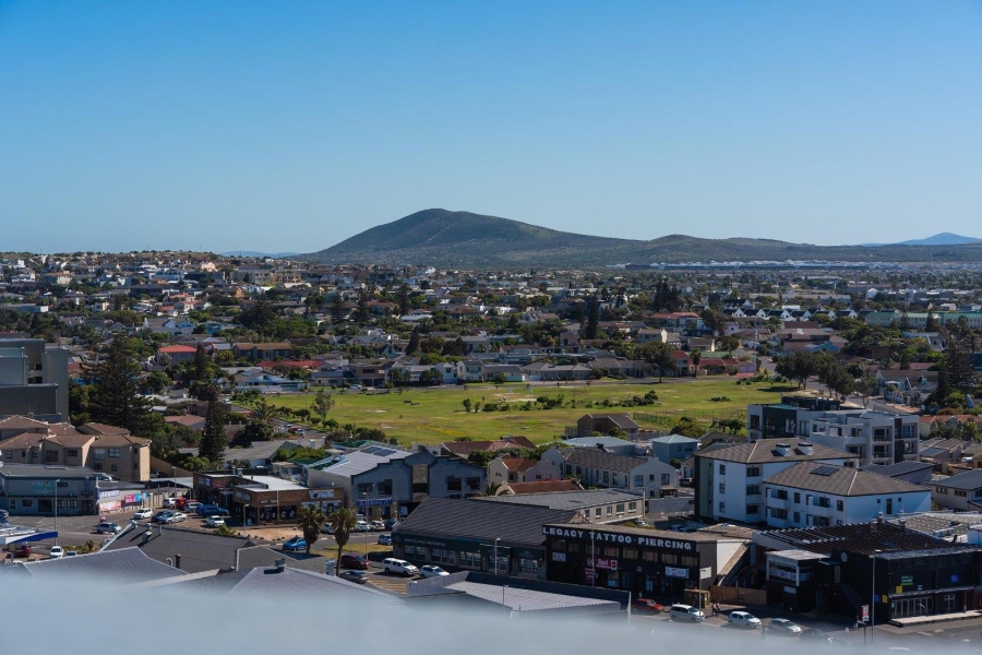 2 Bedroom Property for Sale in Beachfront Western Cape